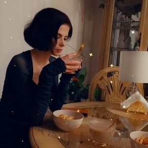 Meet your Posher, Diana